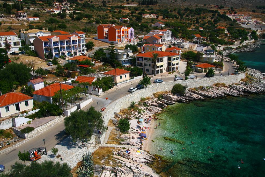 Olive Bay Hotel Agia Efimia Exterior foto